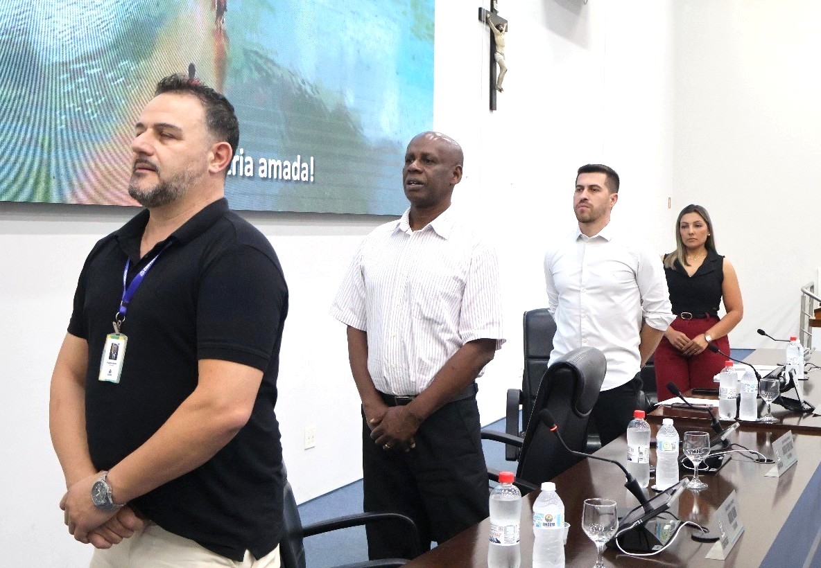 Câmara aprova oito projetos do Executivo em sessão marcada por debates sobre orçamento e meio ambiente