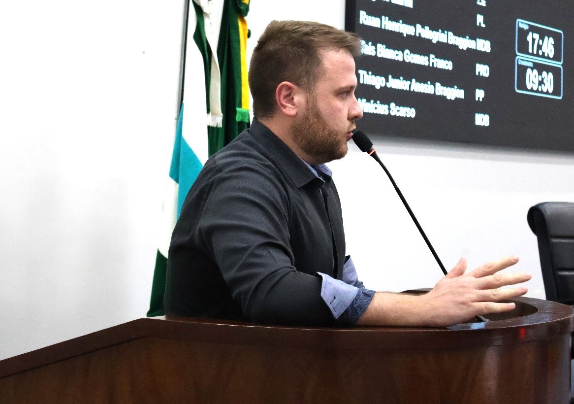 Thiago Braggion cobra transporte gratuito para alunos do IFSP