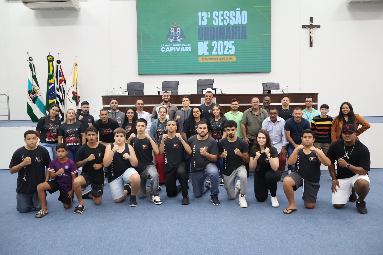Vereadores entregam Moção de Aplausos às equipes Goes Team e Alves Team