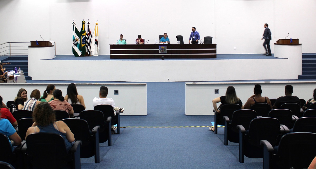 Câmara de Capivari realizou audiência pública para discutir plano de carreira do magistério municipal
