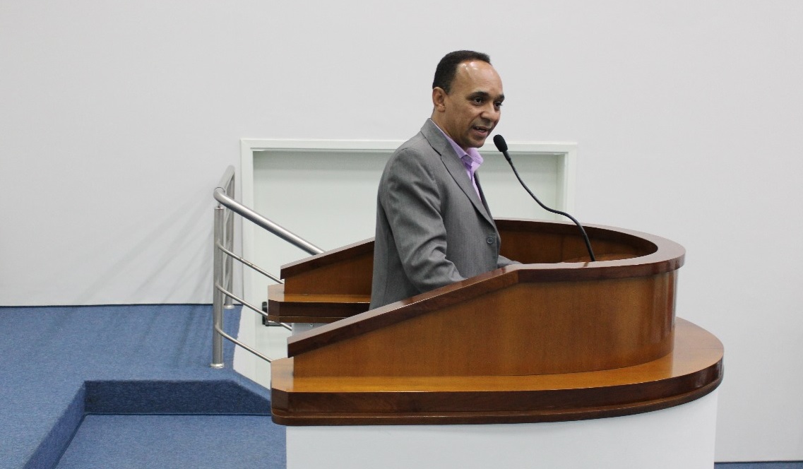 Vereador Nelson Soares faz indicação para construção de lombofaixa nas ruas Érico Veríssimo e Antônio Ribeiro de Godoy