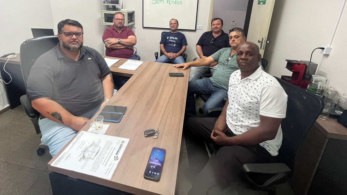 Vereador Odésio se reúne com Secretário de Desenvolvimento Urbano
