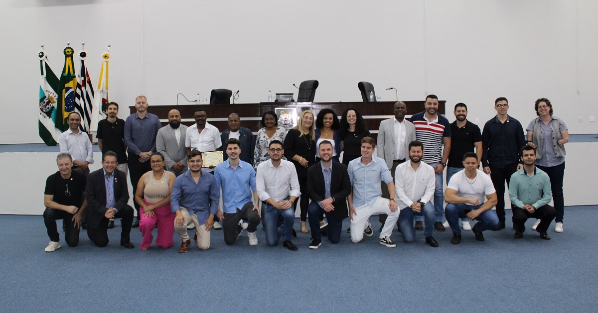 Câmara de Capivari e CREF4/SP homenageiam profissionais de Educação Física