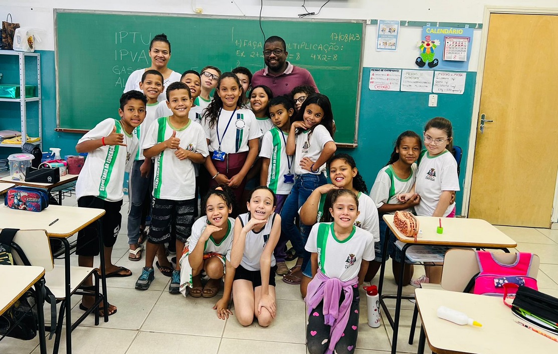 Vereador Denilton Rocha ministra palestras em escolas