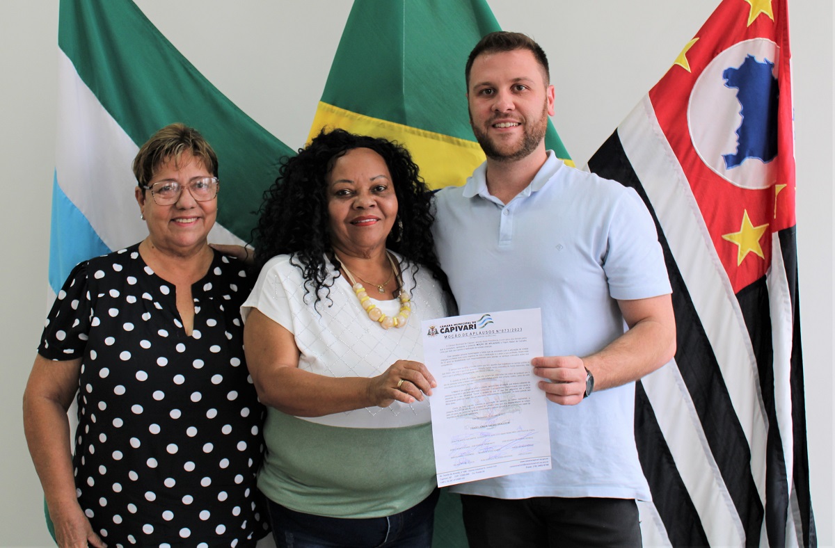 Professora e pajem recebem homenagens do presidente Thiago Braggion