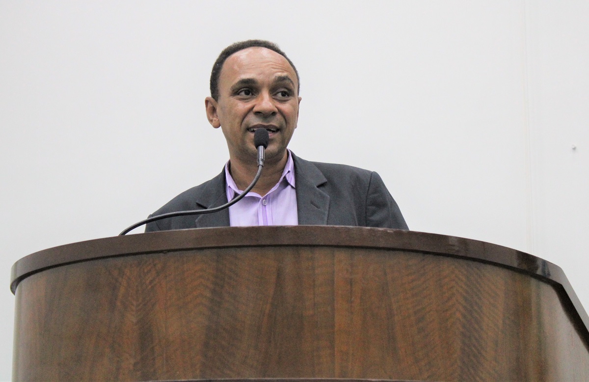 <strong>Vereador Nelson Soares pede ampliação nas EMEIs dos bairros Jardim Branyl e Padovani</strong>