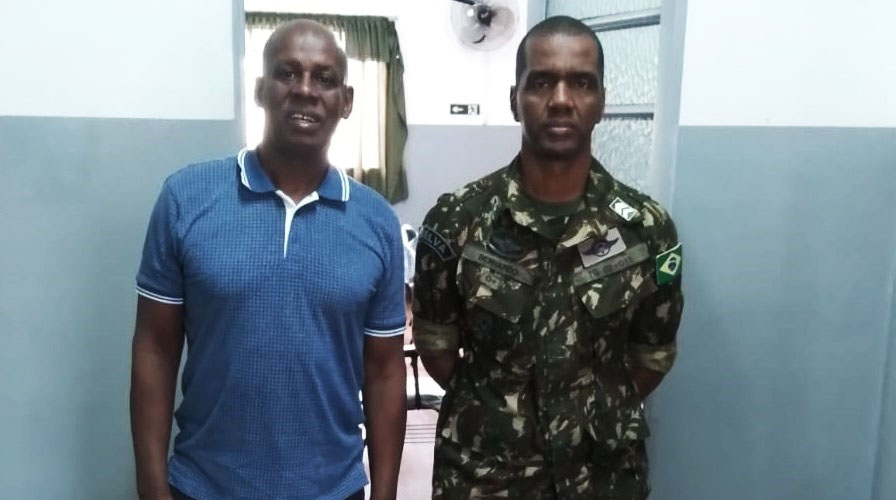 Vereador Odésio Ferraz visita o Tiro de Guerra de Capivari