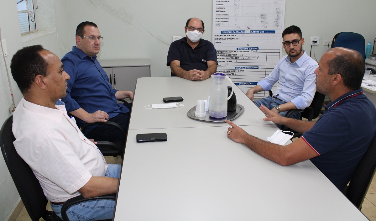 Vereadores José Eduardo Pacheco e Nelson Soares visitam entidades junto com deputado estadual Rafa Zimbaldi