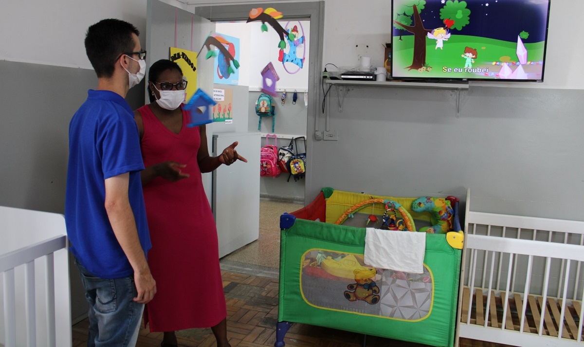 Vereador Ruan Henrique visita creches e escolas e apresenta indicações à Secretaria de Educação