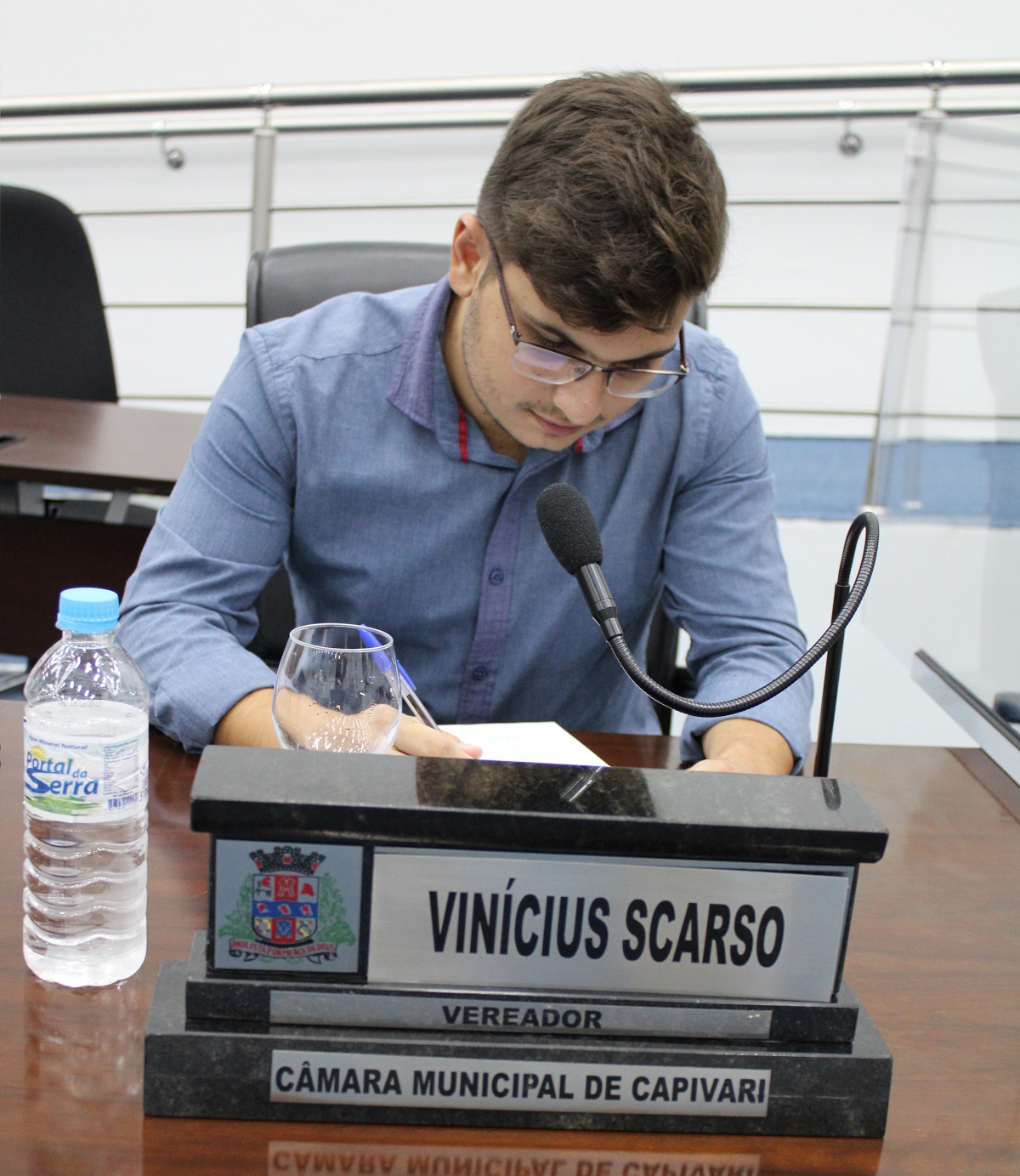 Vereador Vinícius Scarso protocola pedidos para o bairro Pinhalzinho